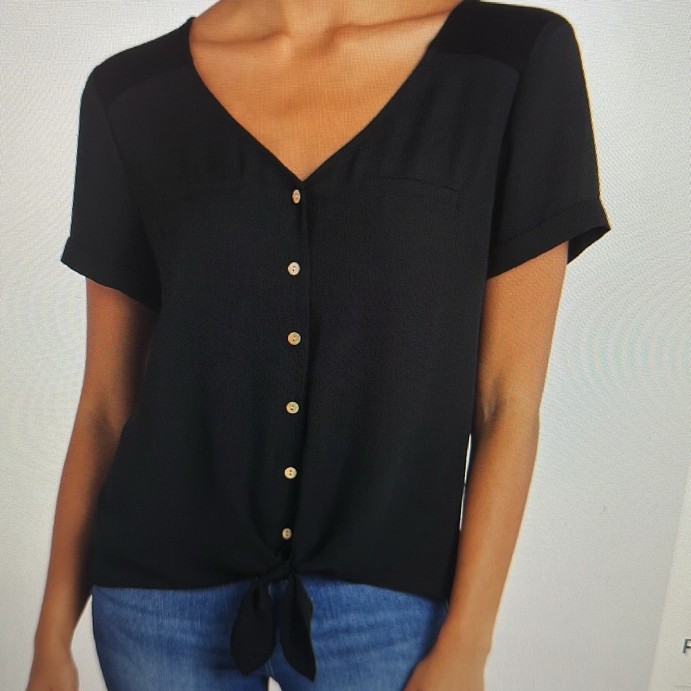 NWT FORTUNE + IVY Arden Tie Front Button Down Blouse. Black/ Small.